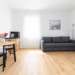 Apartment Street One Apartments, By Cohost Klaipeda